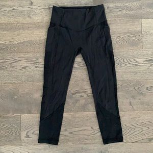 Lululemon Hi Waisted Black Leggings Capri Sz 6